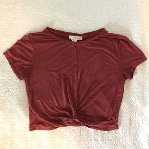 Dark coral/light red cropped t-shirt